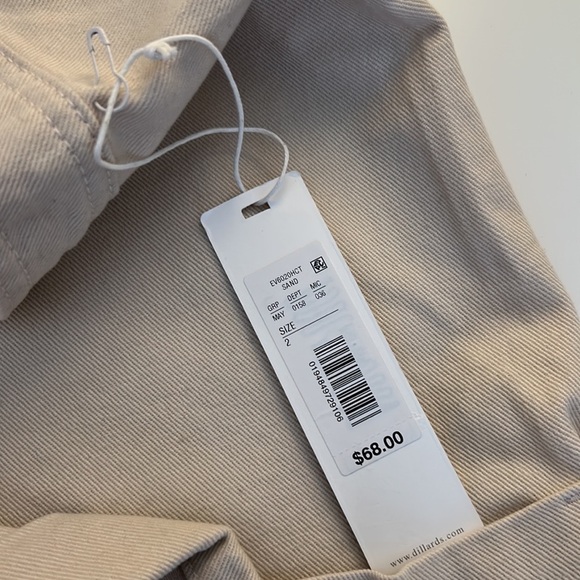 Every Tan Denim High Waist Jean Shorts with Front Buttons Size 2 New with tags! - Picture 6 of 7